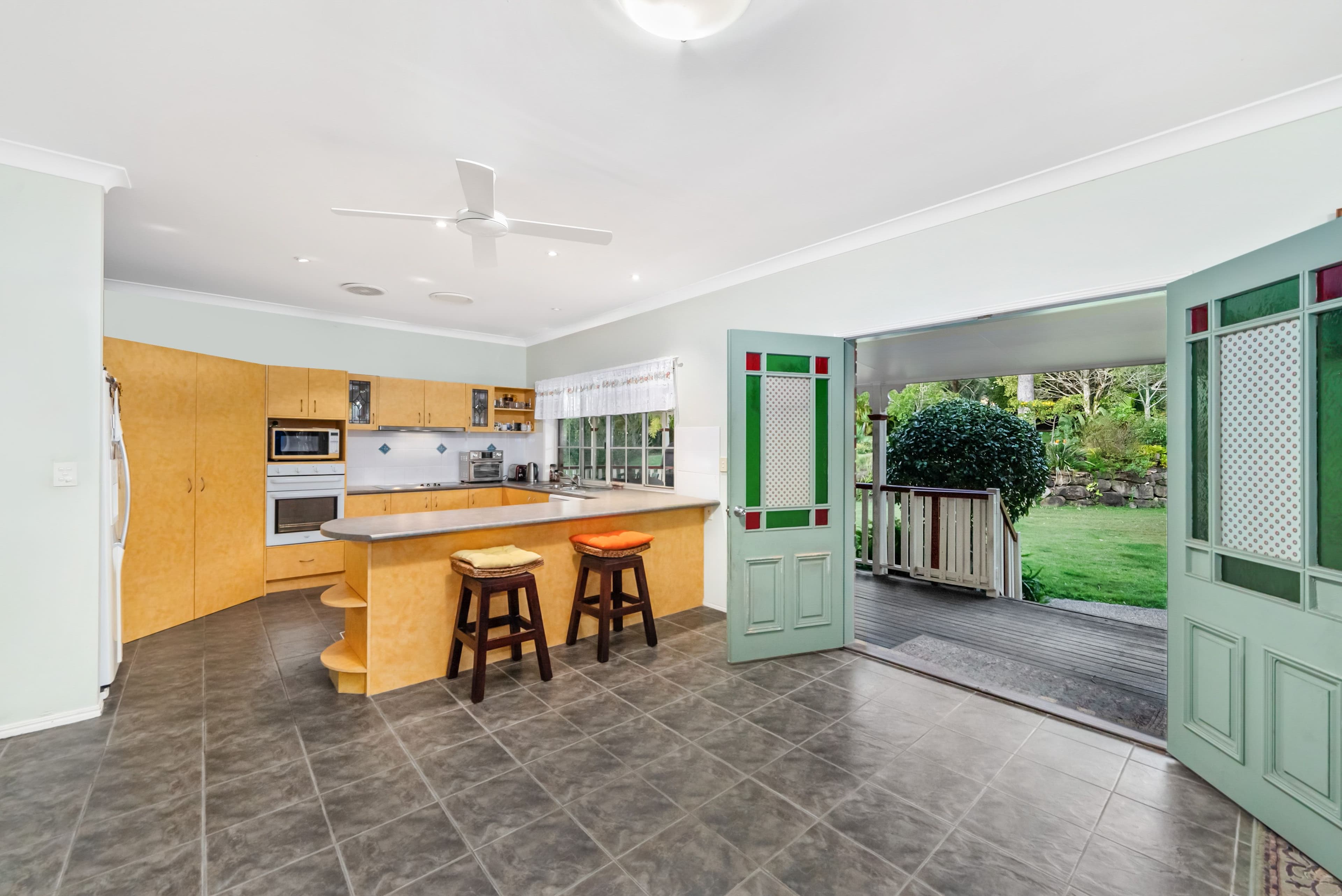21 Waldorf Place, Maudsland QLD 4210, Maudsland - Thumbnail 3