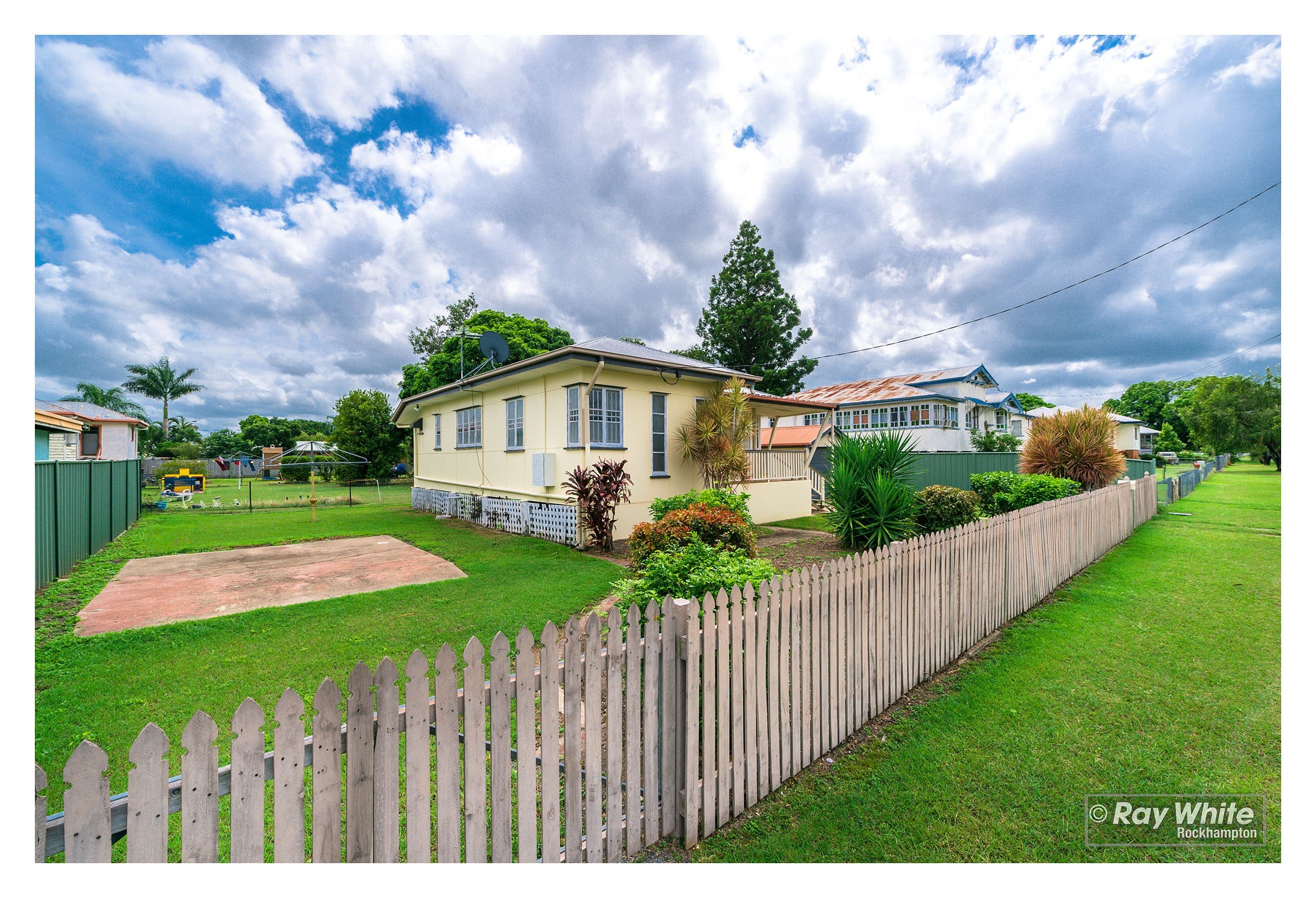 1 Medcraf Street, Park Avenue QLD 4701, Park Avenue - Thumbnail 3