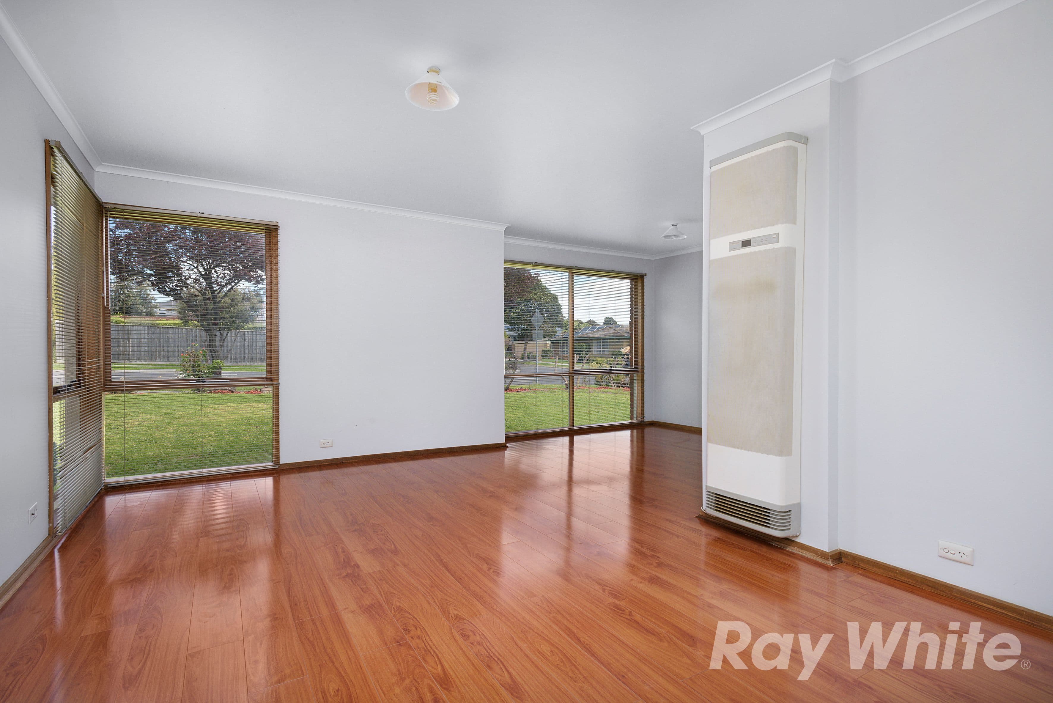 104 George Street, Scoresby VIC 3179, Scoresby - Thumbnail 2