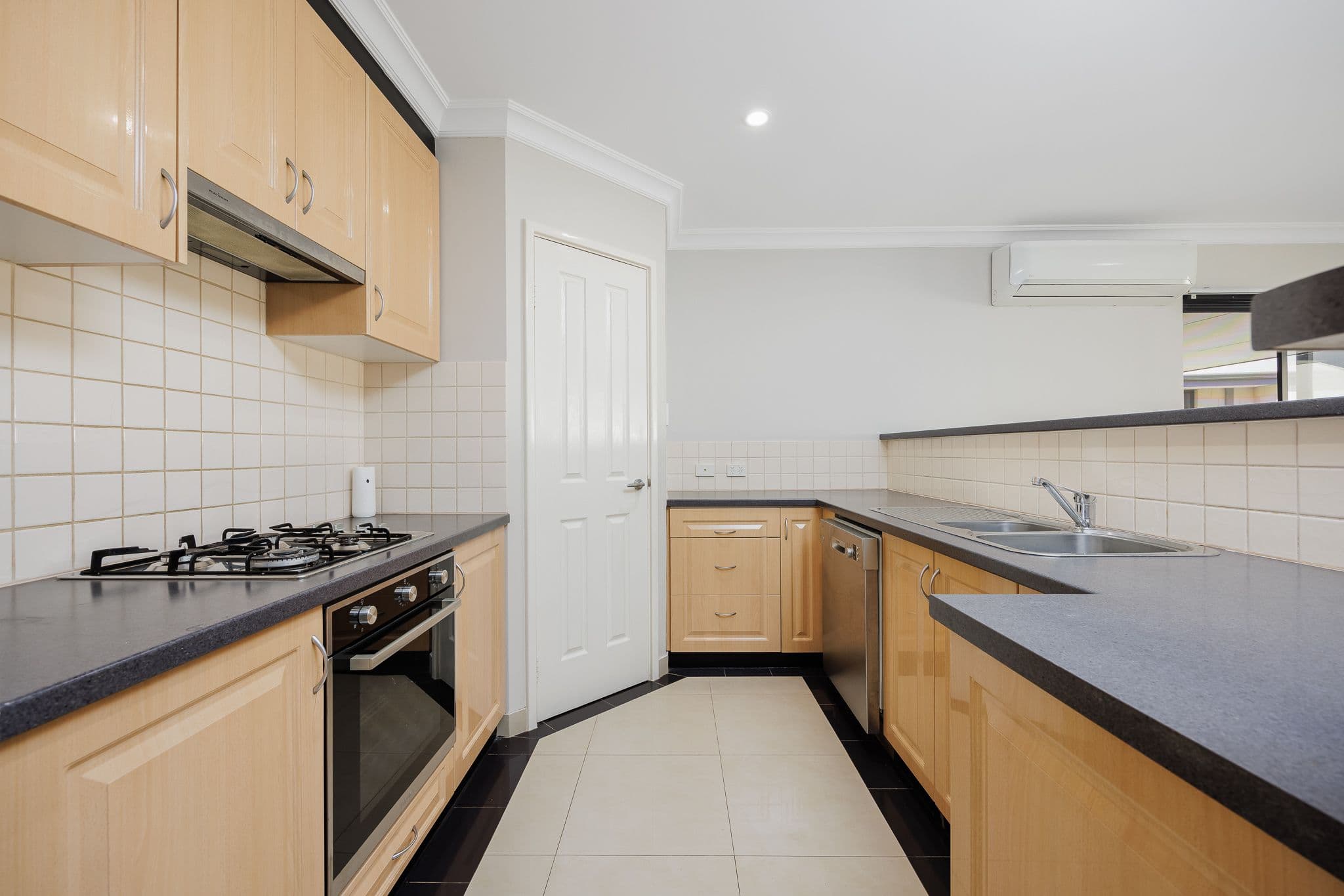 366A Hardey Road, Cloverdale WA 6105, Cloverdale - Thumbnail 6