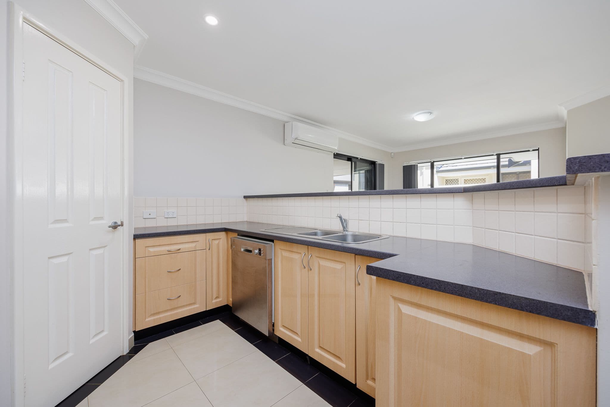 366A Hardey Road, Cloverdale WA 6105, Cloverdale - Thumbnail 7