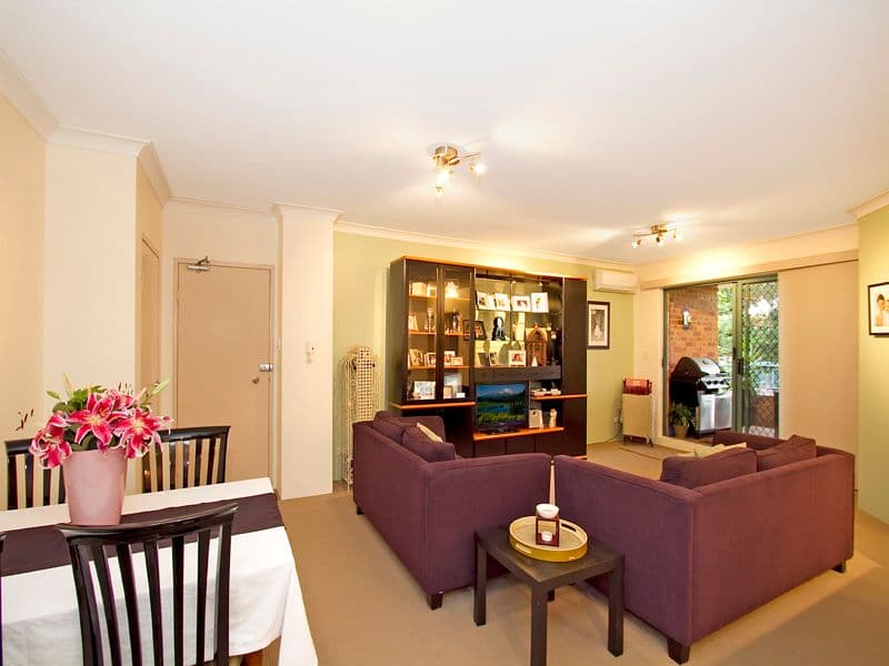 17  Willock Avenue, MIRANDA NSW 2228, Miranda - Thumbnail 4