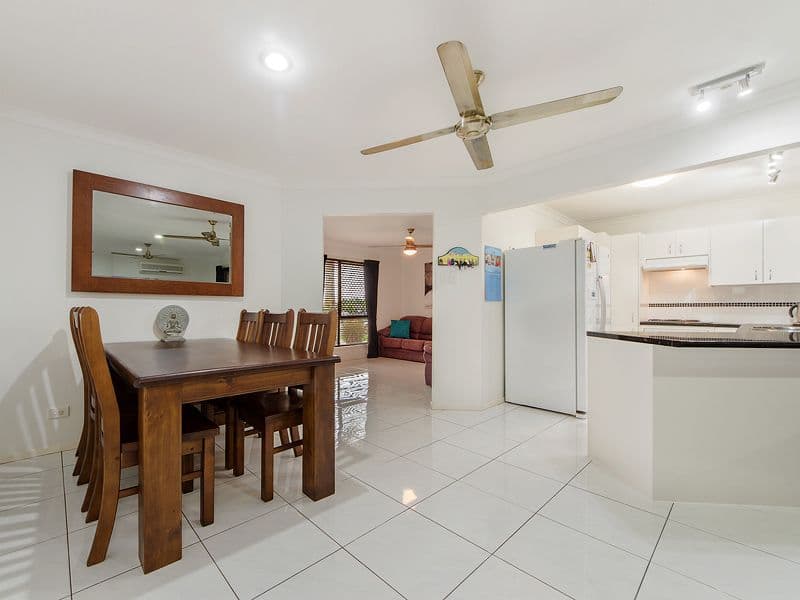 5 Blueash Crescent, Oxenford QLD 4210, Oxenford - Thumbnail 6