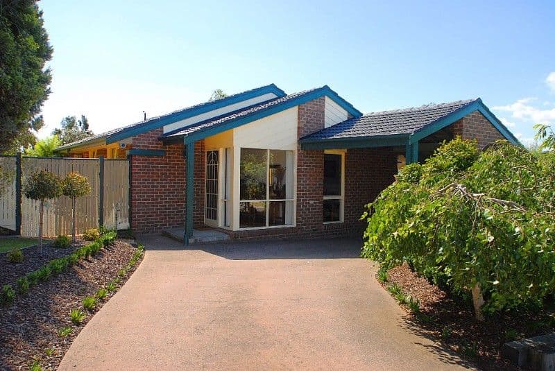 47 Bellfield Drive, LYSTERFIELD VIC 3156, Lysterfield - Thumbnail 2