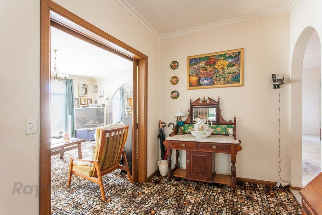10 O'Neills Road, MELTON VIC 3337, Melton - Thumbnail 4