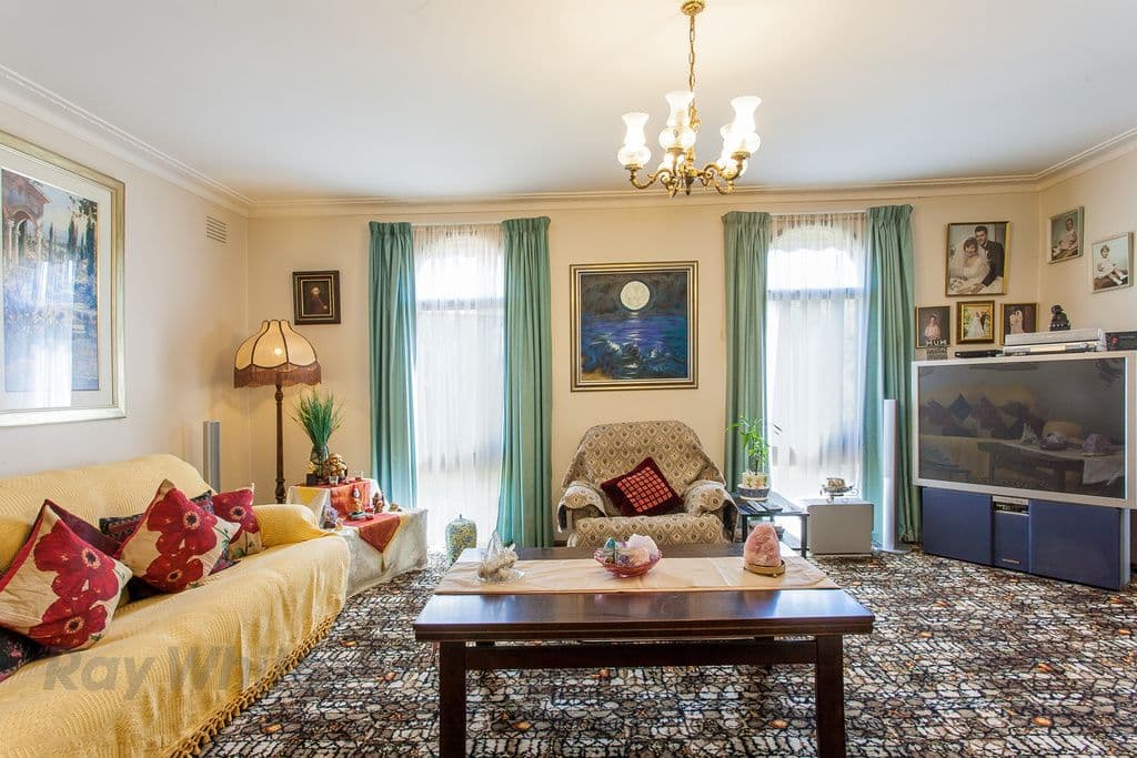 10 O'Neills Road, MELTON VIC 3337, Melton - Thumbnail 5