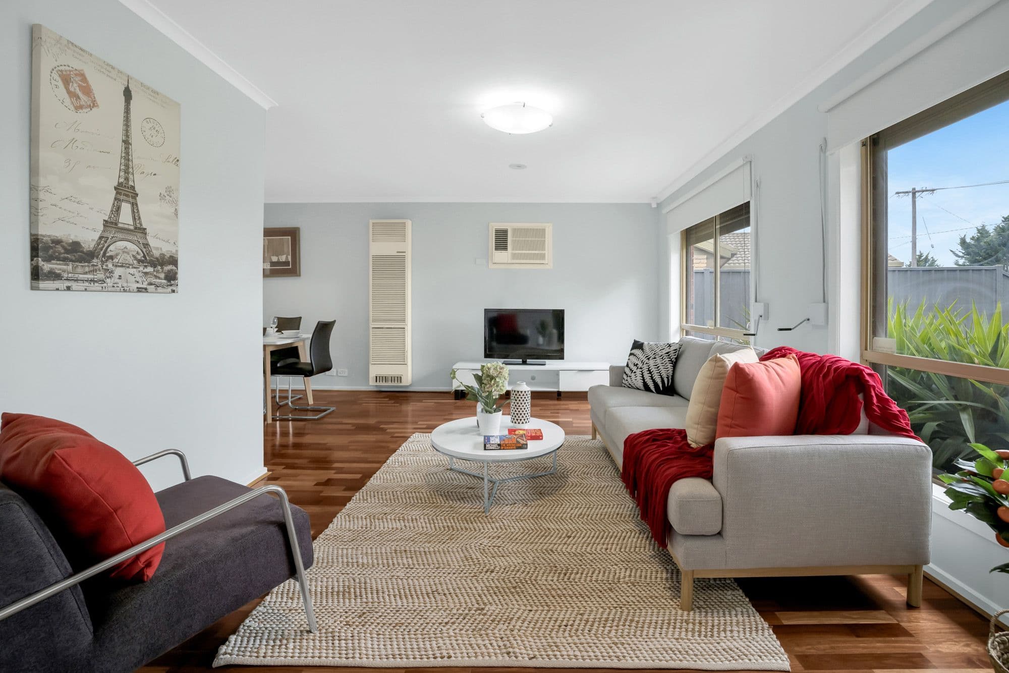 28 Callistemon Drive, Hoppers Crossing VIC 3029, Hoppers Crossing - Thumbnail 2