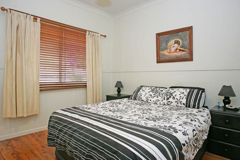 37 Bundilla Parade, Berkeley Vale NSW 2261, Berkeley Vale - Thumbnail 4