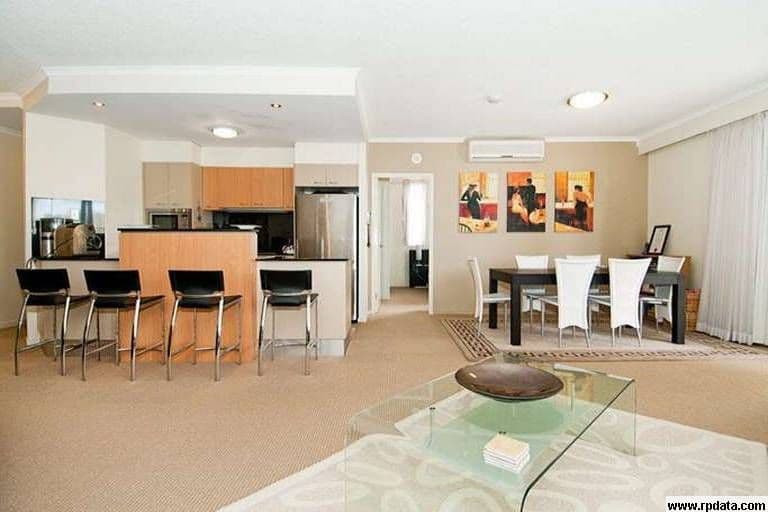 21 Cypress Avenue, SURFERS PARADISE QLD 4217, Surfers Paradise - Image 1