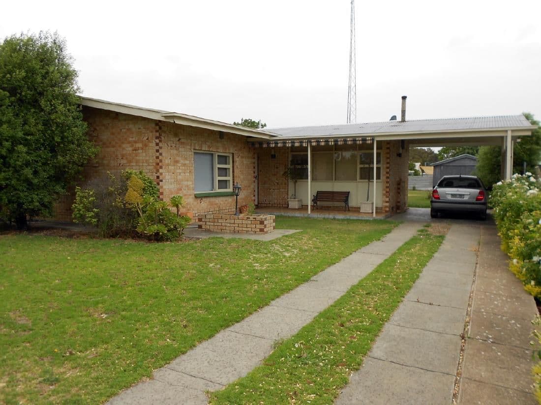 10 Campbell Street, Bordertown SA 5268, Bordertown - Image 1