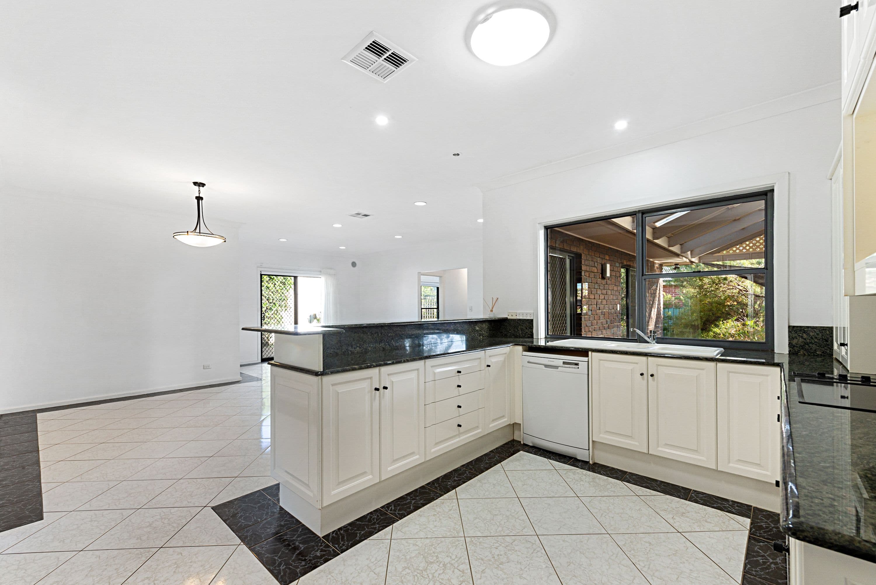 3 Christopher Street, Balaklava SA 5461, Balaklava - Thumbnail 4
