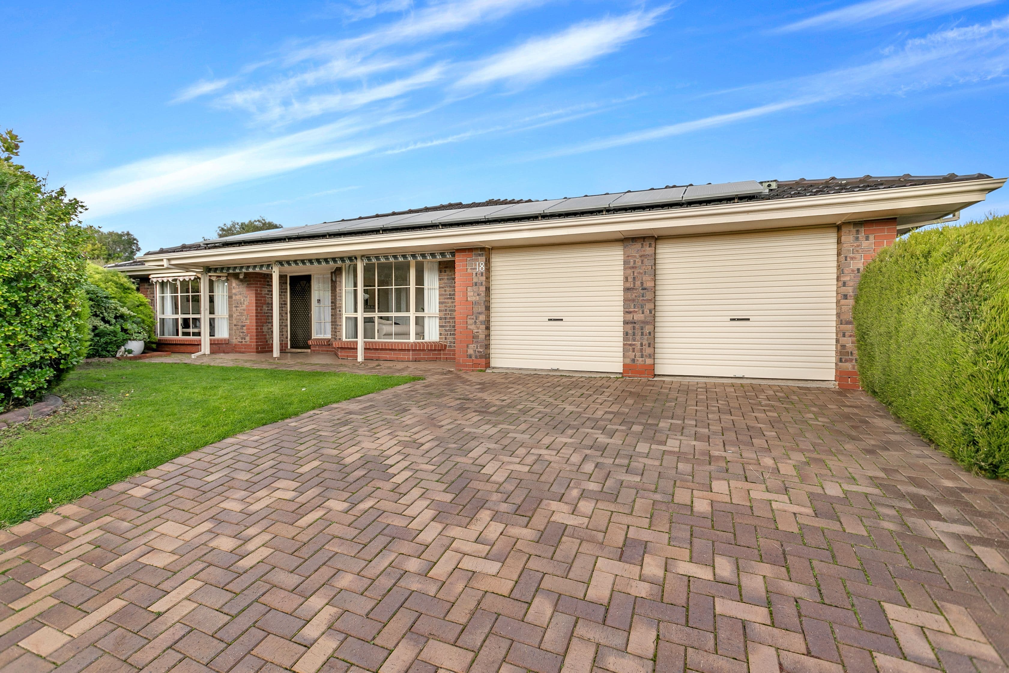 18 Vennachar Drive, Hallett Cove SA 5158, Hallett Cove - Image 1