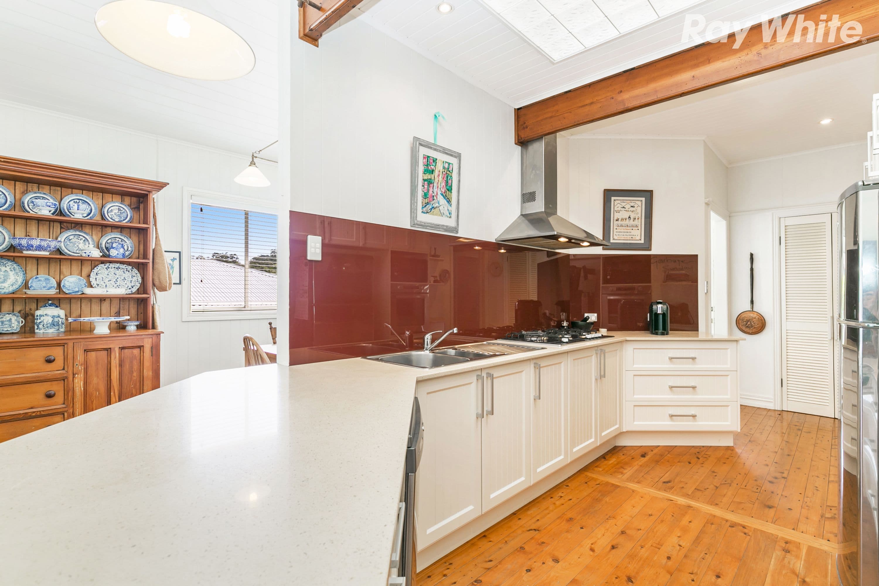 47 Patrick Crescent, Saratoga - Thumbnail 4