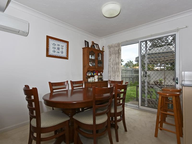 2 St Kevins Avenue, BENOWA QLD 4217, Benowa - Thumbnail 4