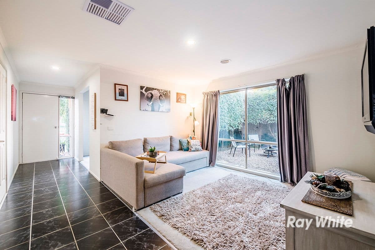 8 Greenbriar Way, Cranbourne West VIC 3977, Cranbourne West - Thumbnail 7