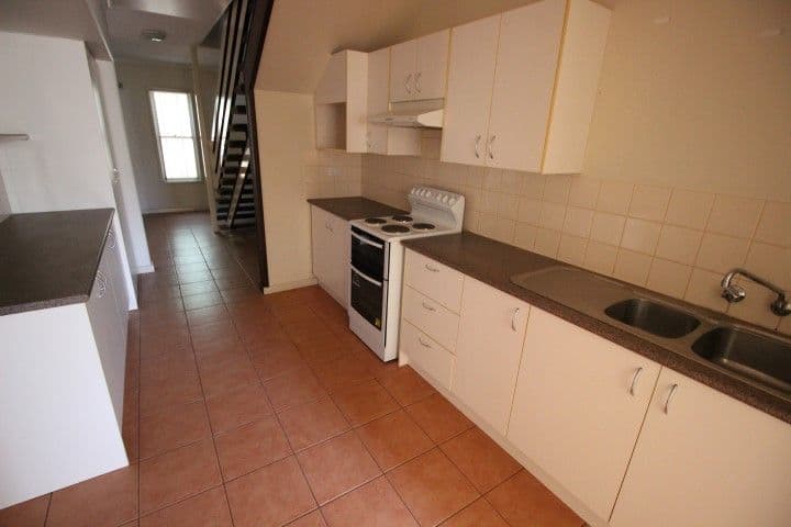 4 Janice Way, South Hedland WA 6722, South Hedland - Thumbnail 2