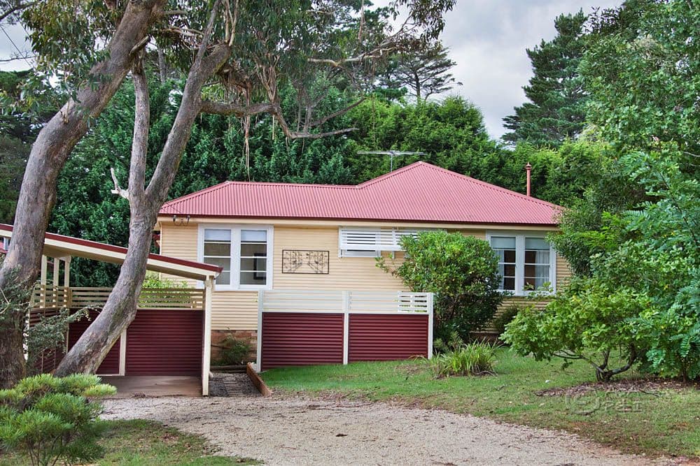 26 Lakeview Avenue, Blackheath - Image 1