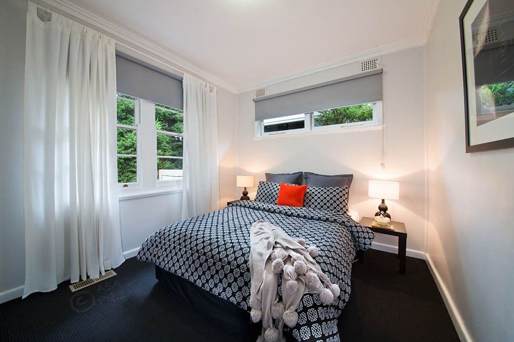 26 Lakeview Avenue, Blackheath - Thumbnail 4