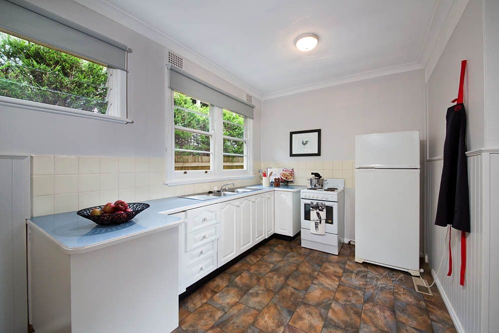 26 Lakeview Avenue, Blackheath - Thumbnail 6