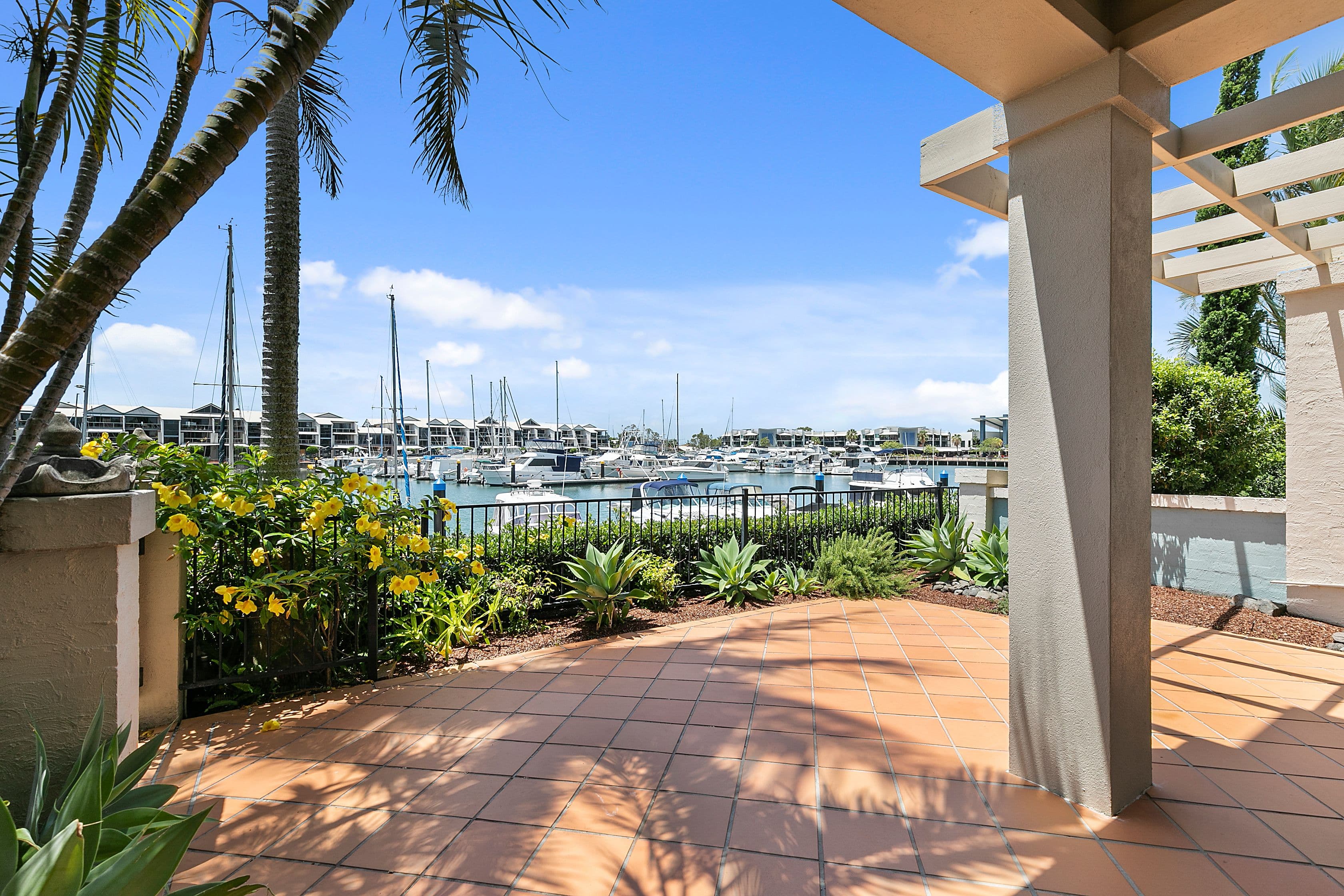 6 Harbourview Court, Raby Bay QLD 4163, Raby Bay - Thumbnail 2