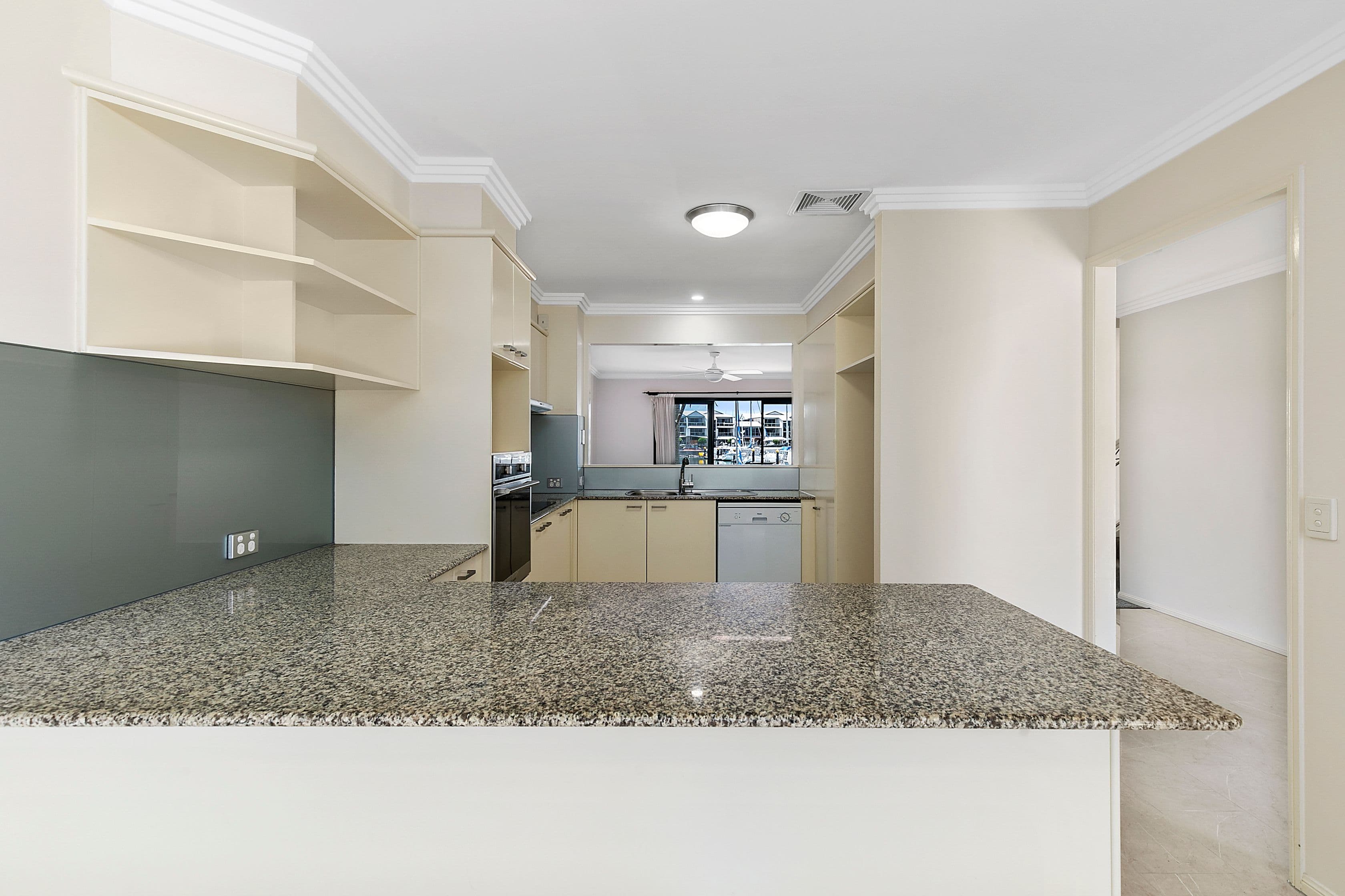 6 Harbourview Court, Raby Bay QLD 4163, Raby Bay - Thumbnail 8