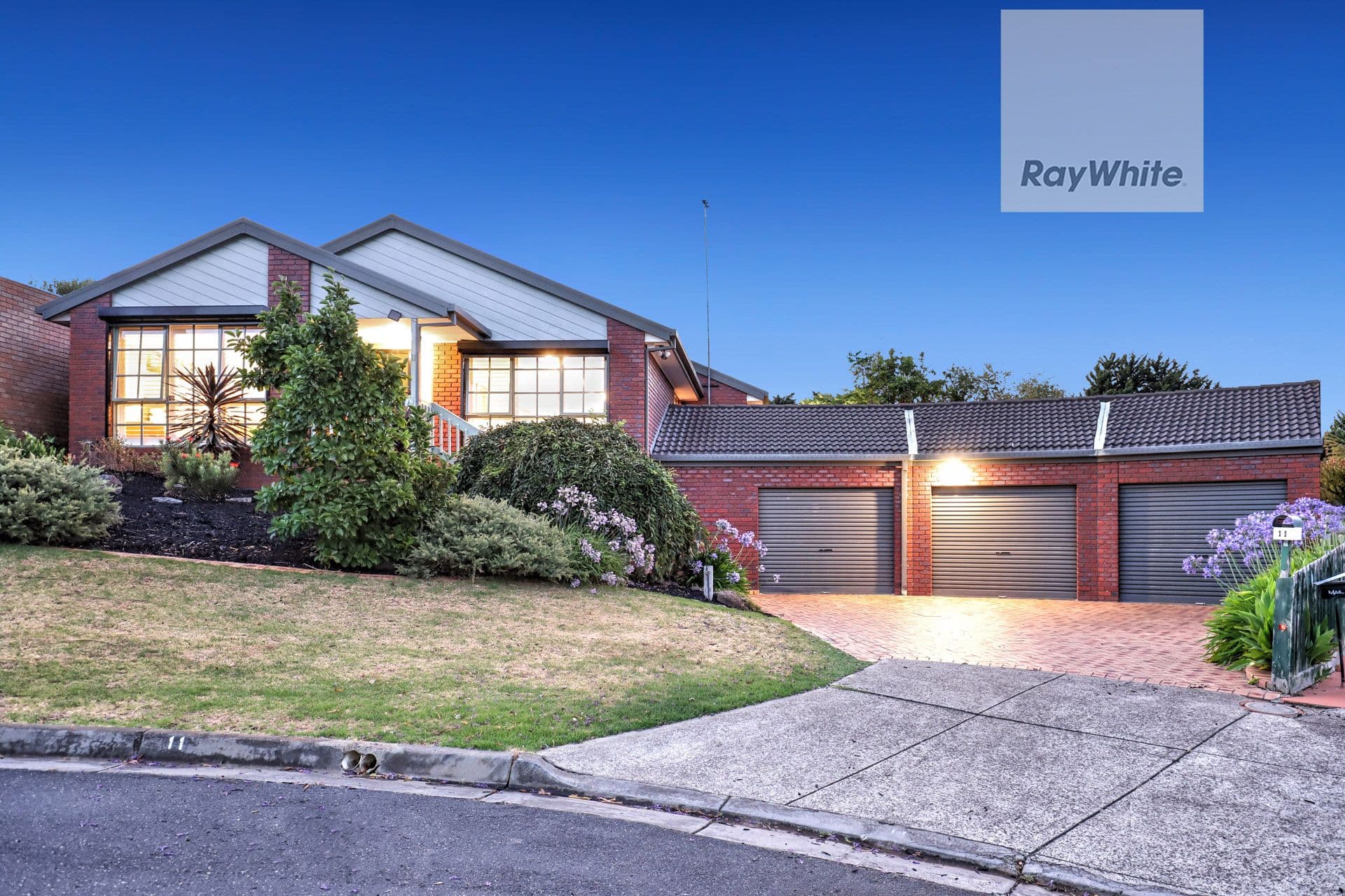 11 Marleybourne Court, Greenvale VIC 3059, Greenvale - Thumbnail 2