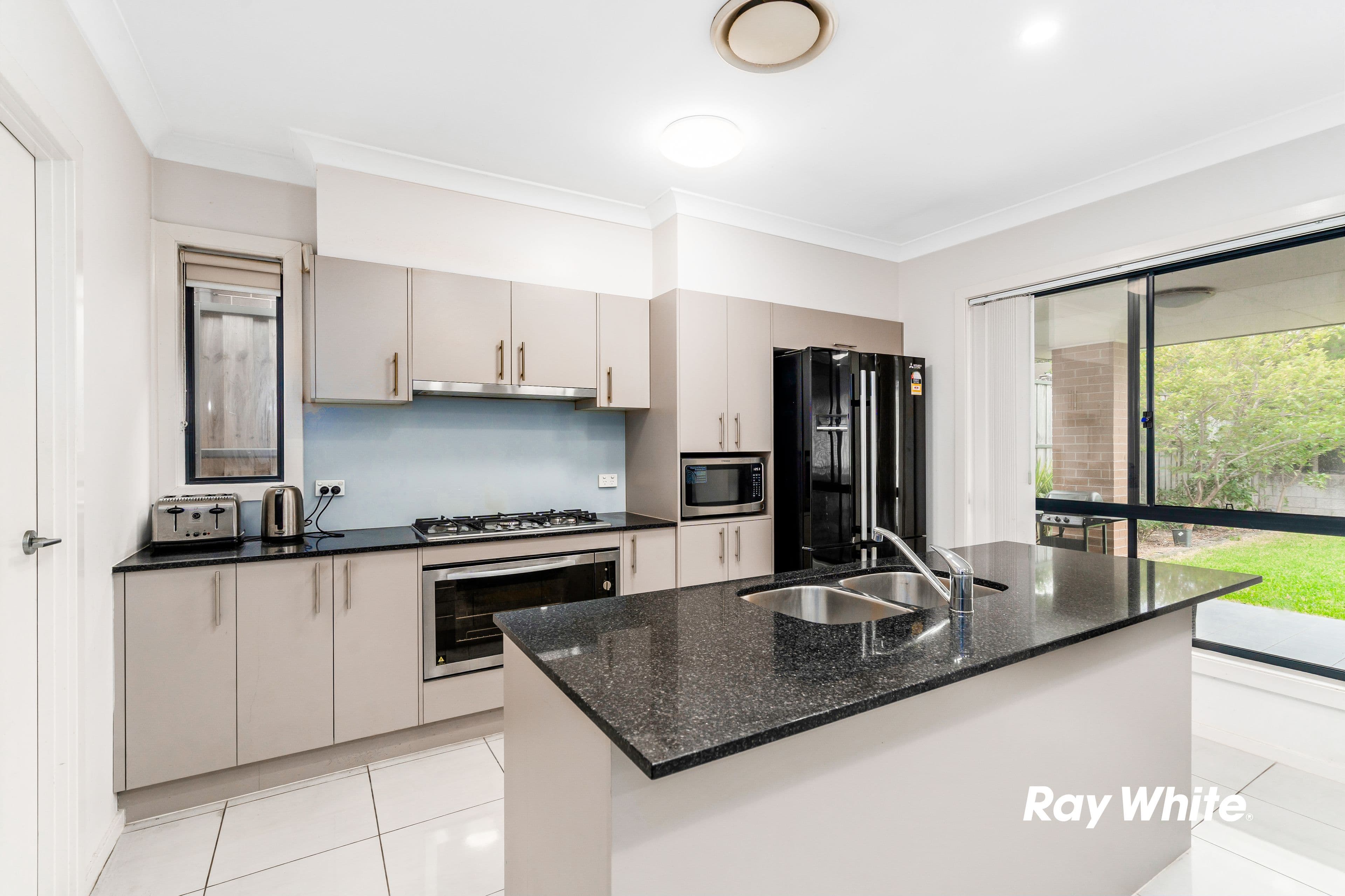 11 Manto Street, BUNGARRIBEE NSW 2767, Bungarribee - Thumbnail 3