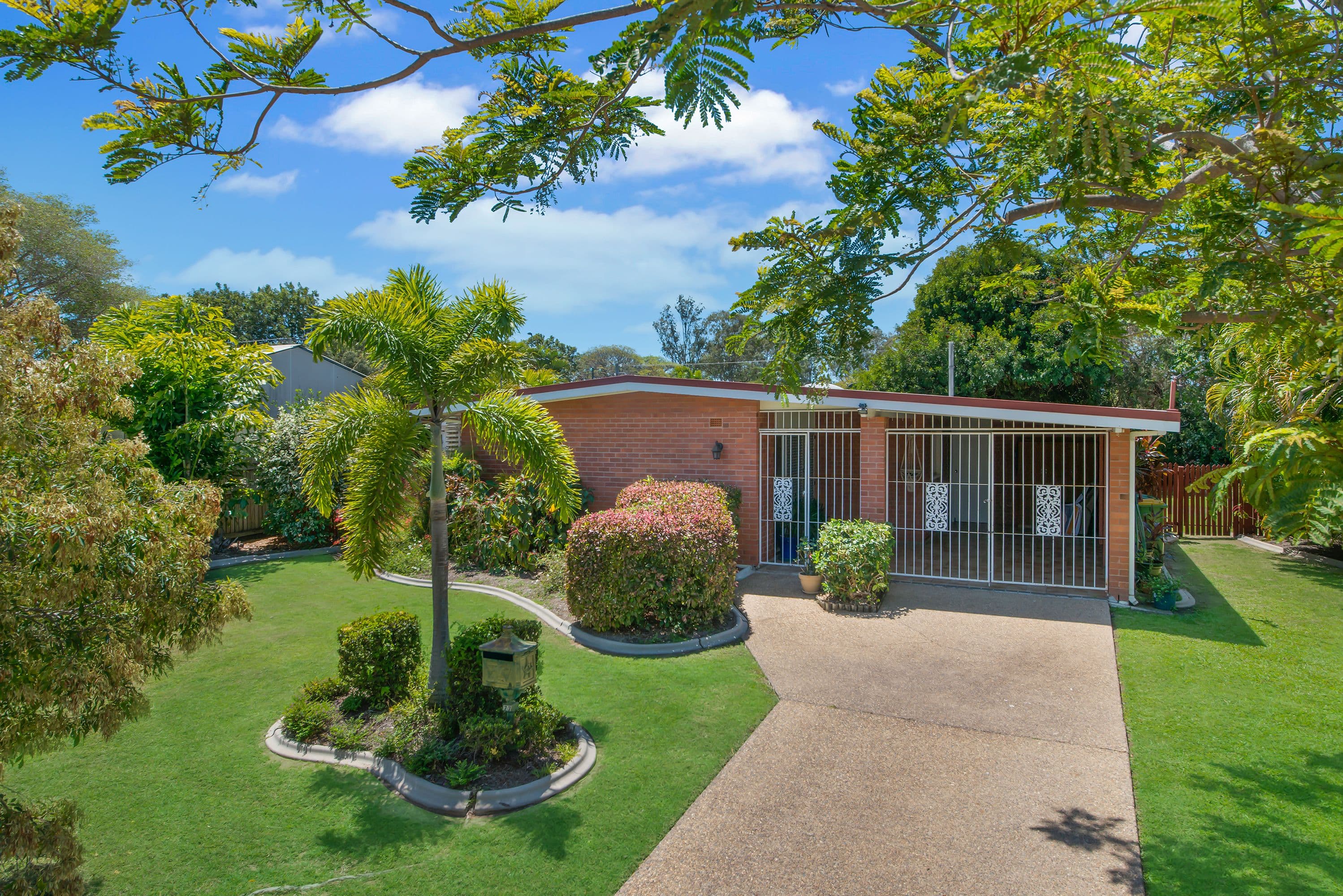 77 Lindeman Avenue, Heatley QLD 4814, Heatley - Image 1