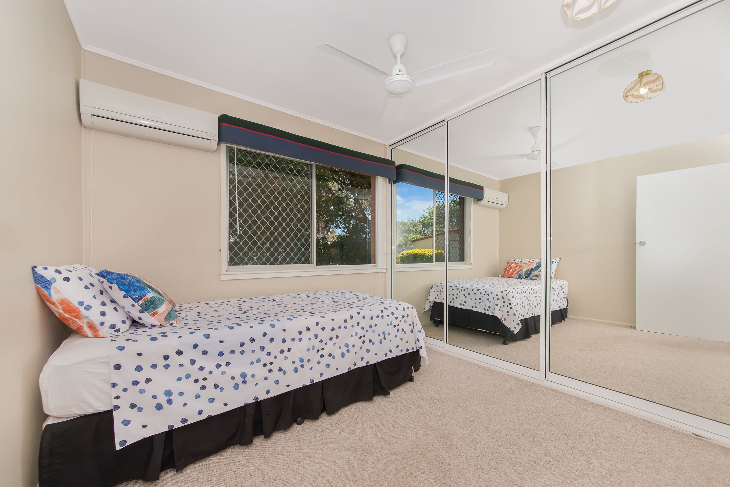 77 Lindeman Avenue, Heatley QLD 4814, Heatley - Thumbnail 4