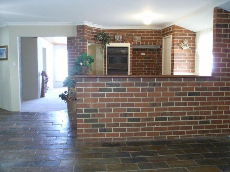 8A Morundah Place, KELMSCOTT WA 6111, Kelmscott - Thumbnail 3
