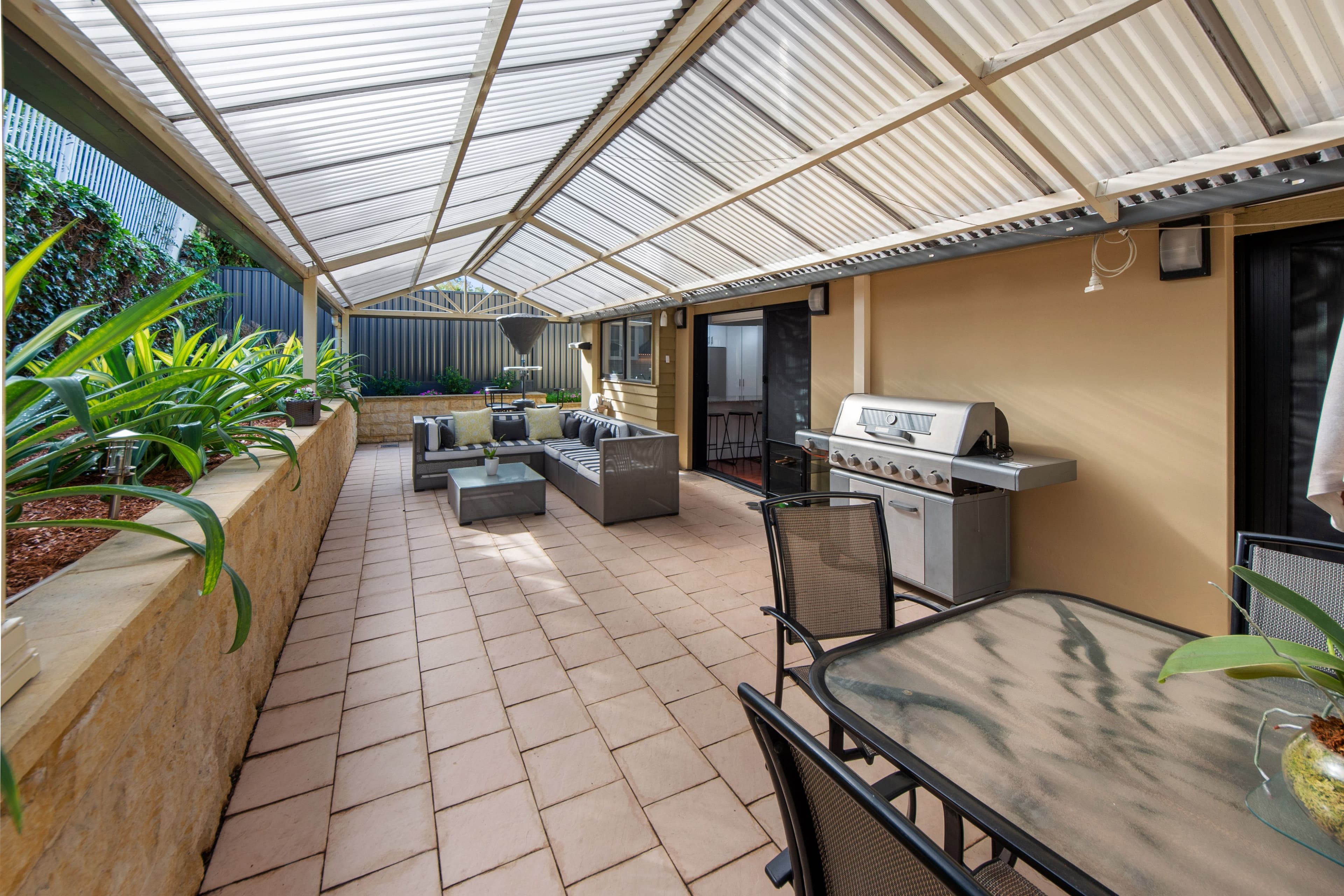 61 Urana Road, Yarrawarrah NSW 2233, Yarrawarrah - Image 1