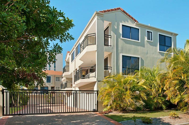 37 Brighton Street, BIGGERA WATERS QLD 4216, Biggera Waters - Thumbnail 2