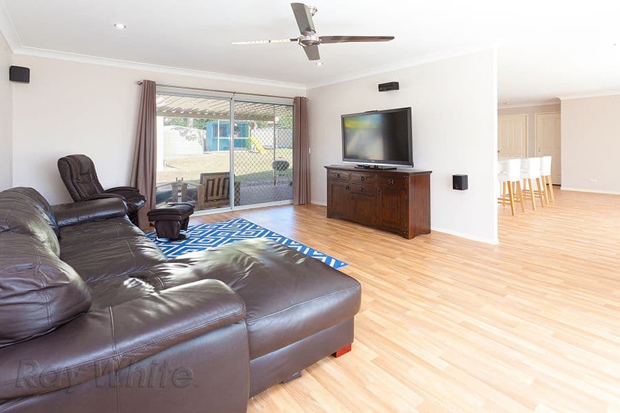 4 Lorraine Street, CAMIRA QLD 4300, Camira - Thumbnail 3
