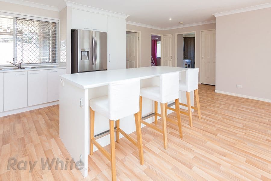 4 Lorraine Street, CAMIRA QLD 4300, Camira - Thumbnail 5