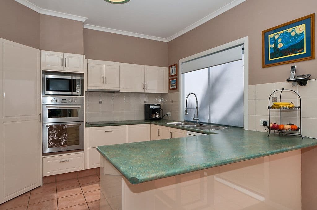 6 Gannet Street, Burleigh Waters QLD 4220, Burleigh Waters - Thumbnail 2