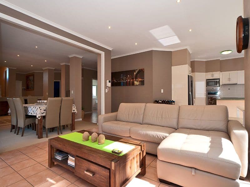 6 Gannet Street, Burleigh Waters QLD 4220, Burleigh Waters - Thumbnail 4