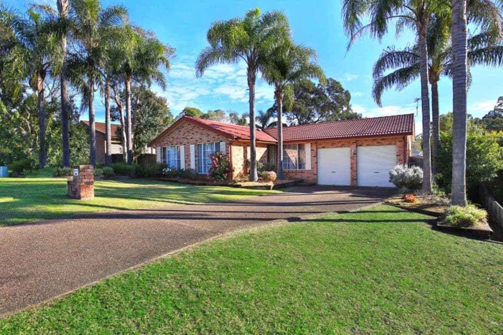 10 Gunyuma Crescent, North Nowra NSW 2541, North Nowra - Image 1