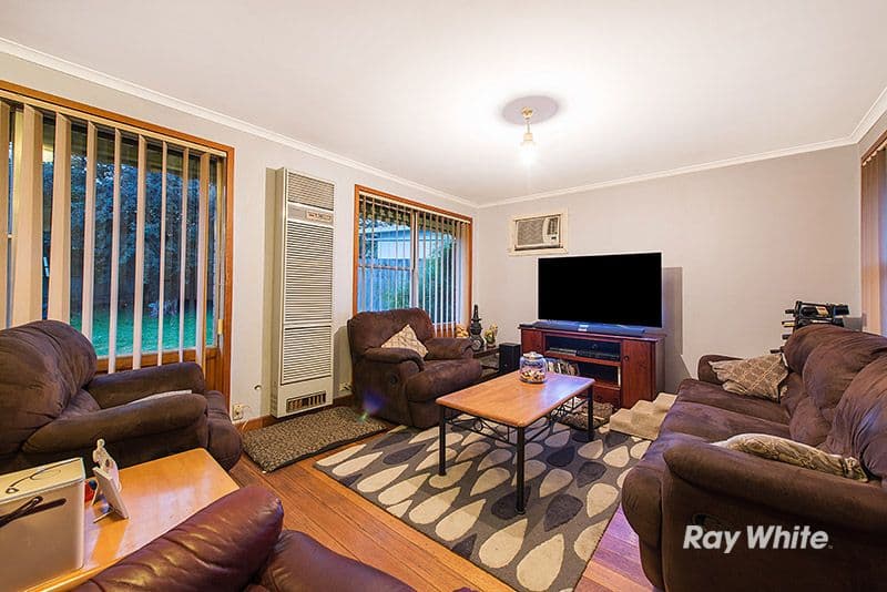 13 Village Drive, Hampton Park VIC 3976, Hampton Park - Thumbnail 3