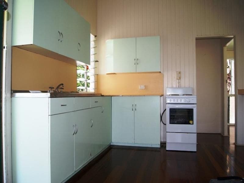 13 Thomas Street, MOSSMAN QLD 4873, Mossman - Thumbnail 4