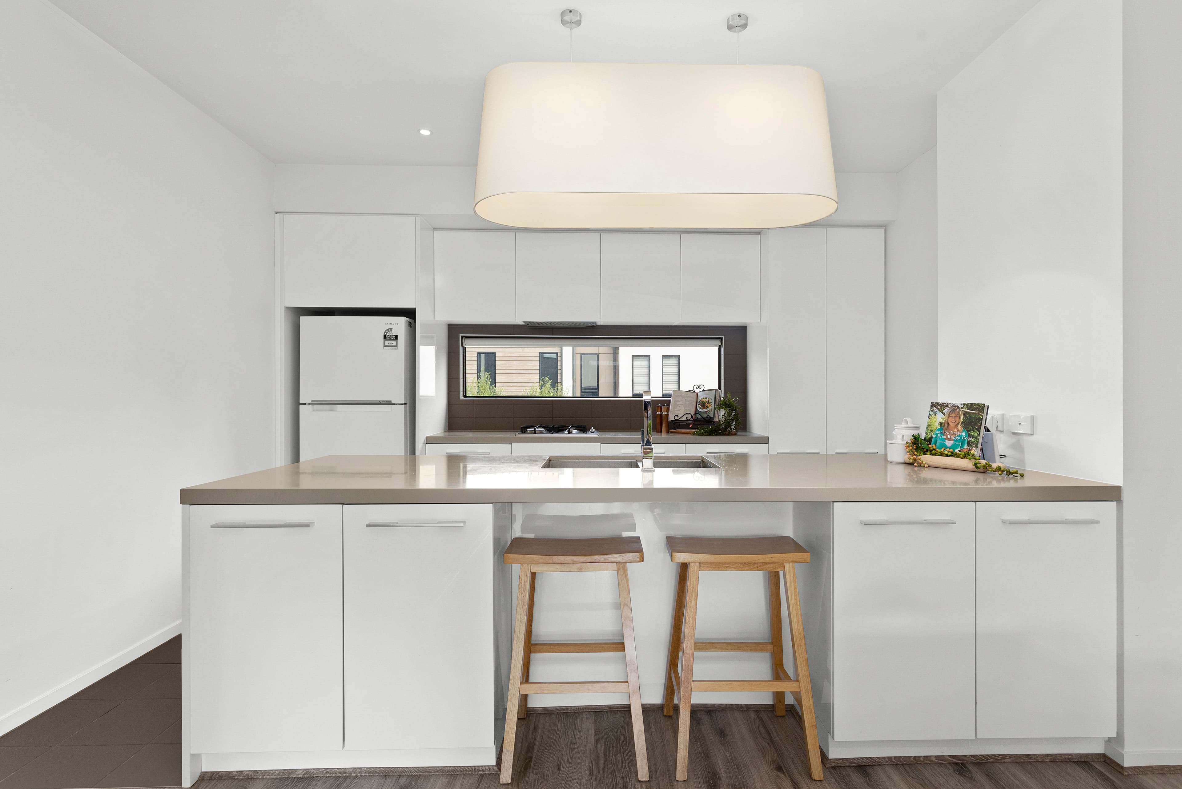 10 Central Park Walk, Cheltenham VIC 3192, Cheltenham - Thumbnail 5