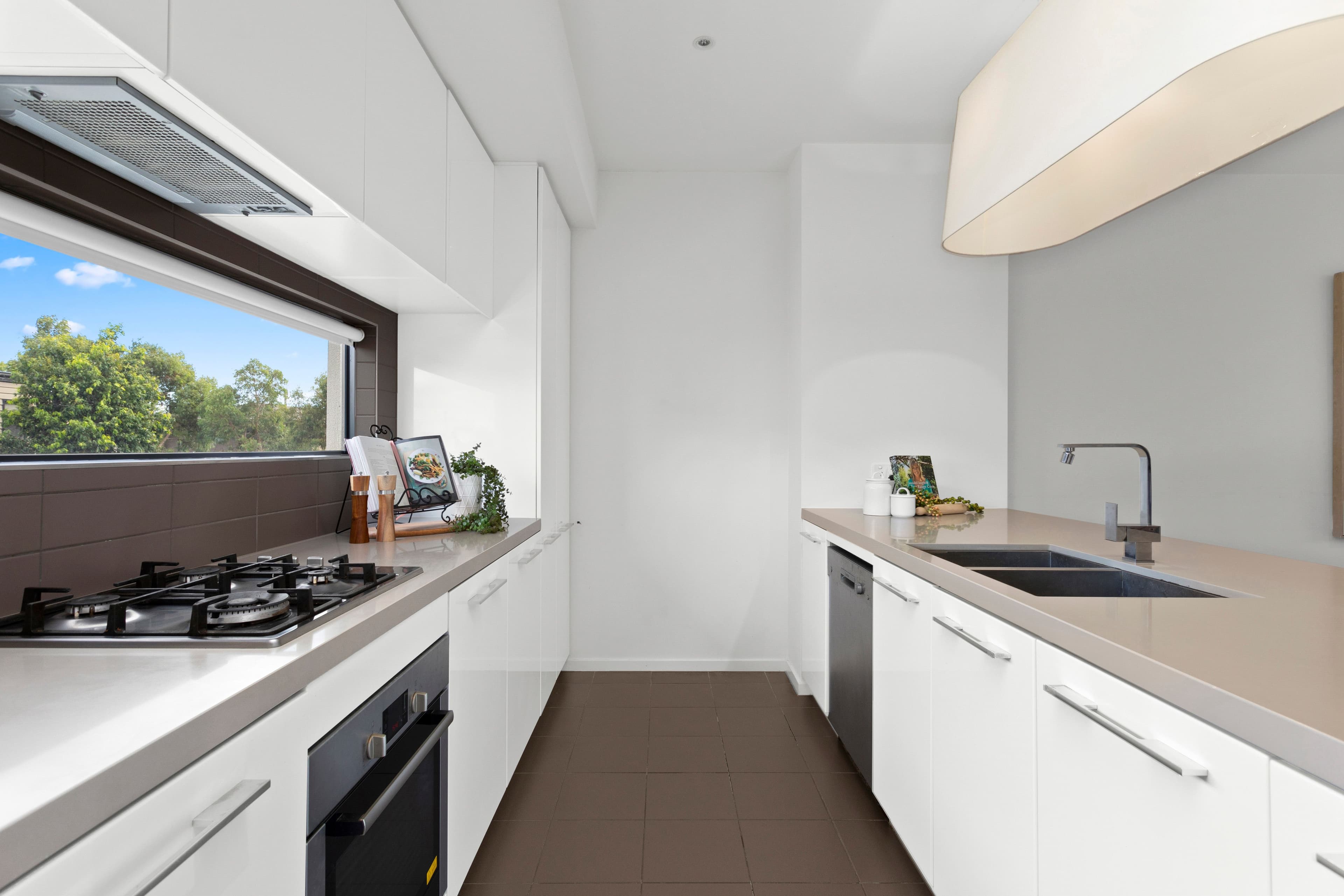 10 Central Park Walk, Cheltenham VIC 3192, Cheltenham - Thumbnail 6