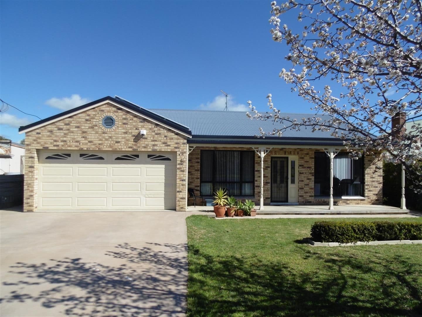 6 Talbot Street, Parkes - Image 1