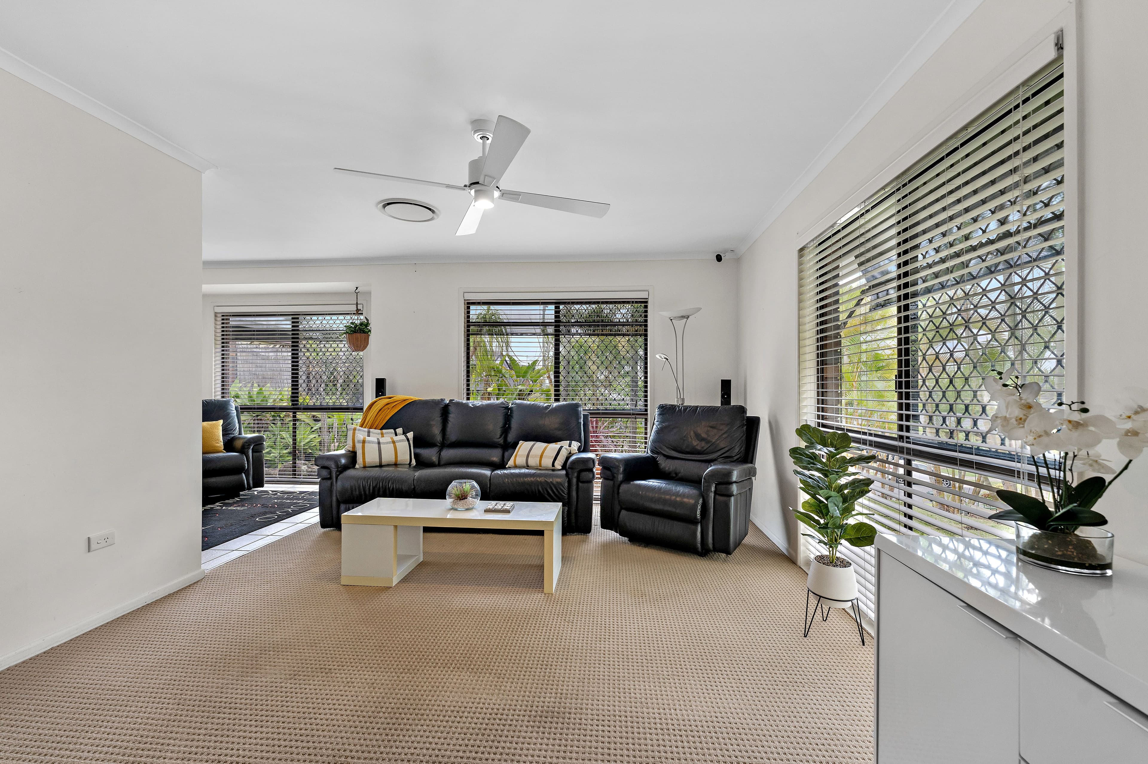 26 Deloraine Drive, Springwood QLD 4127, Springwood - Thumbnail 3