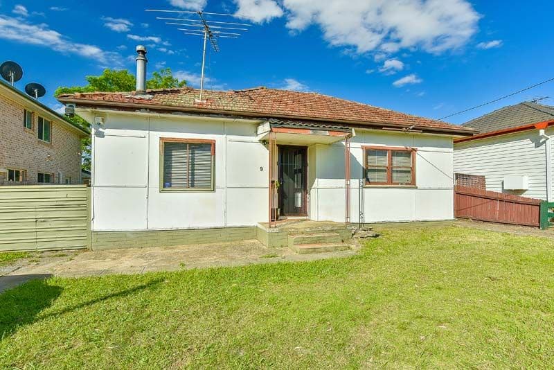 9 Hughes Street, Leumeah NSW 2560, Leumeah - Image 1
