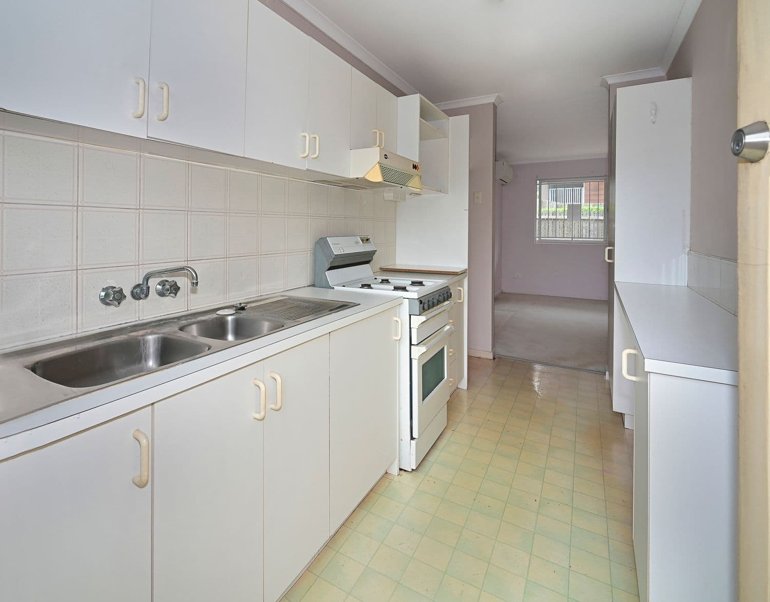 31 Bowen Street, Windsor QLD 4030, Windsor - Thumbnail 4