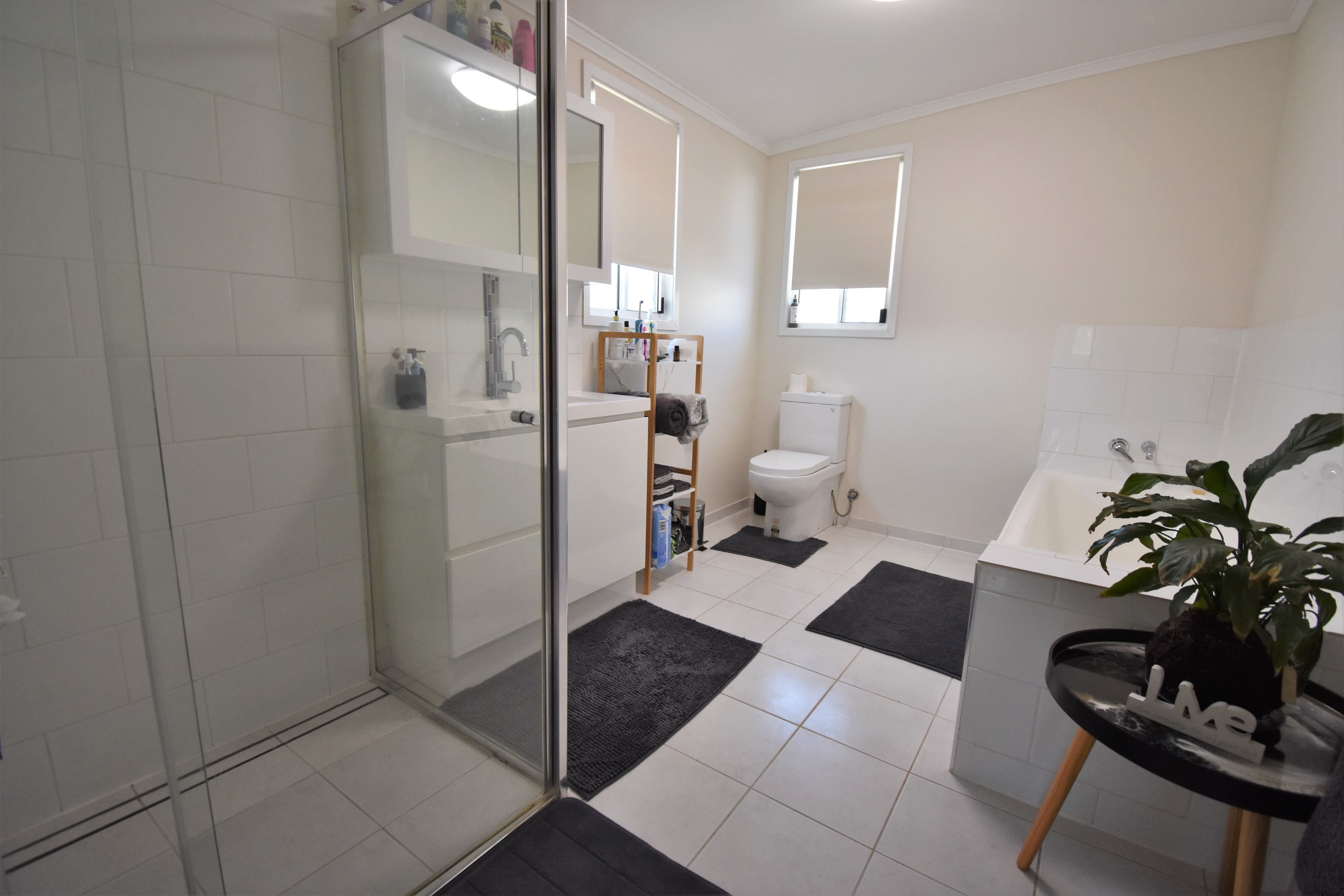 22 Robin Road, Longreach QLD 4730, Longreach - Thumbnail 5