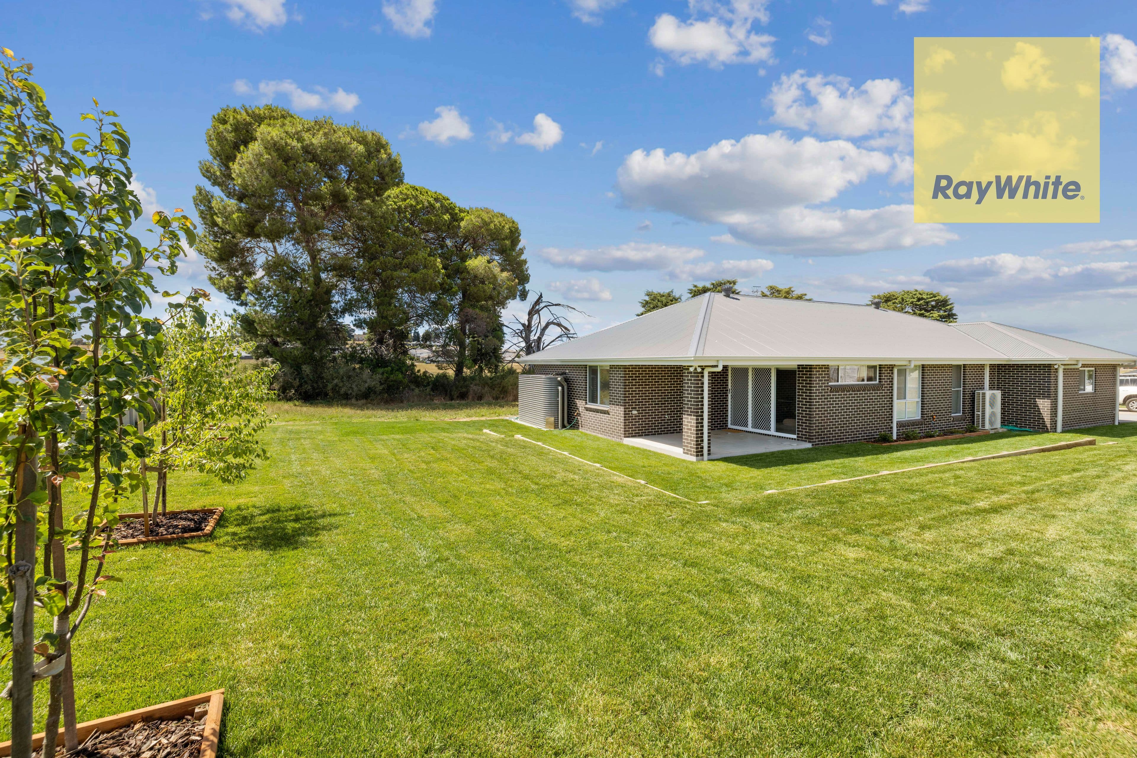 11 Quadrant Place, Goulburn NSW 2580, Goulburn - Image 1