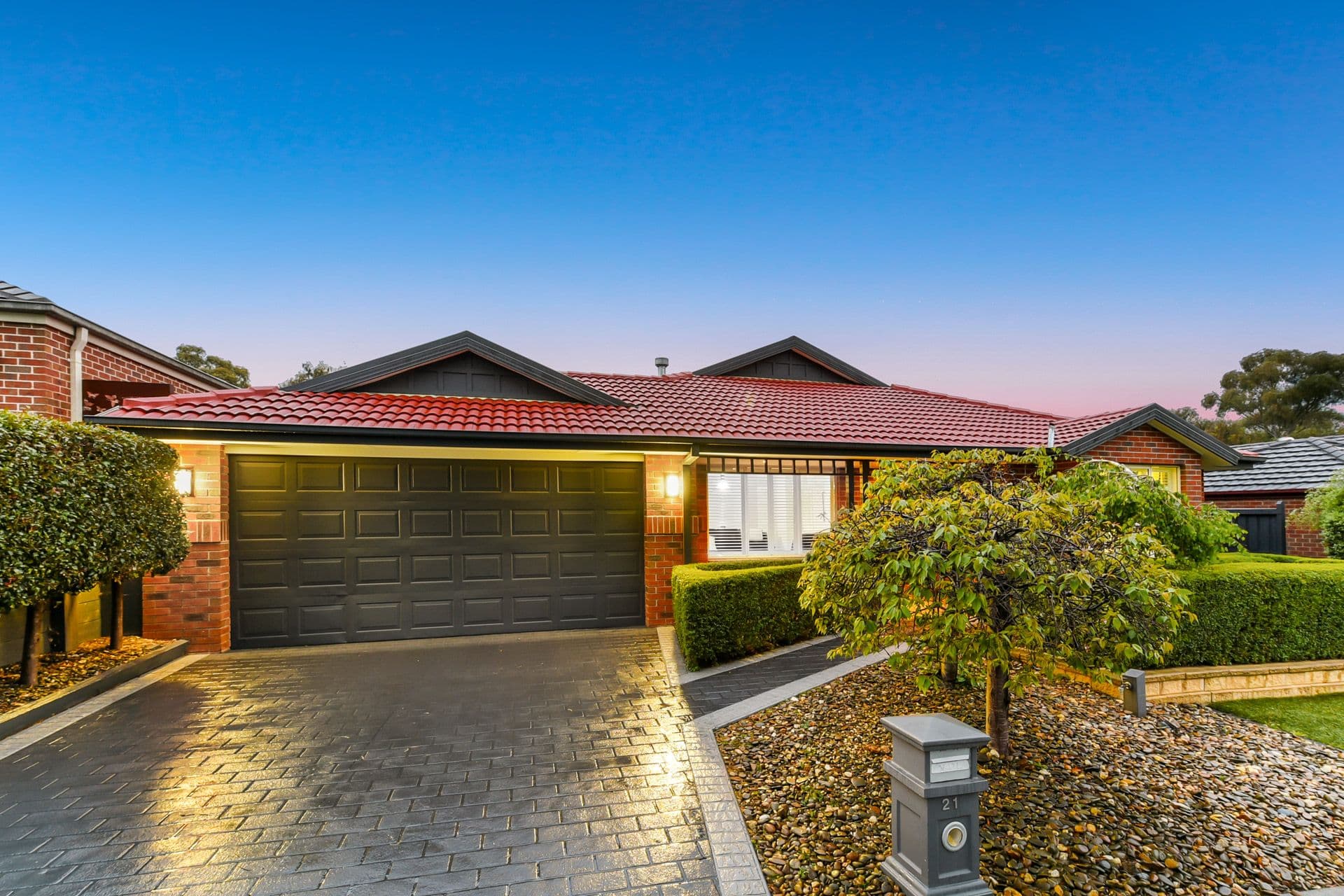 21 Ellesse Way, Berwick VIC 3806, Berwick - Thumbnail 2