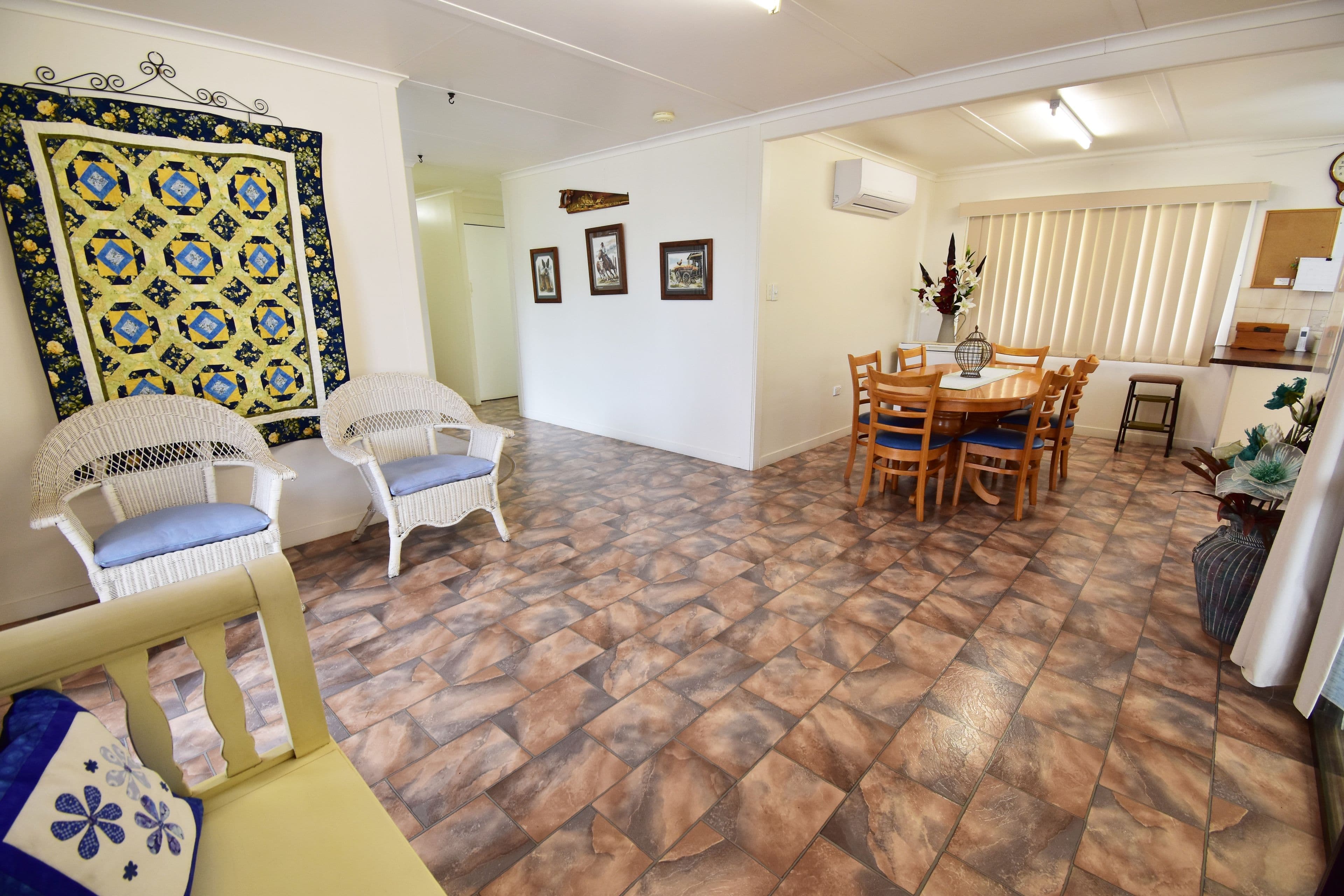 82 Boree Street, Barcaldine QLD 4725, Barcaldine - Thumbnail 2