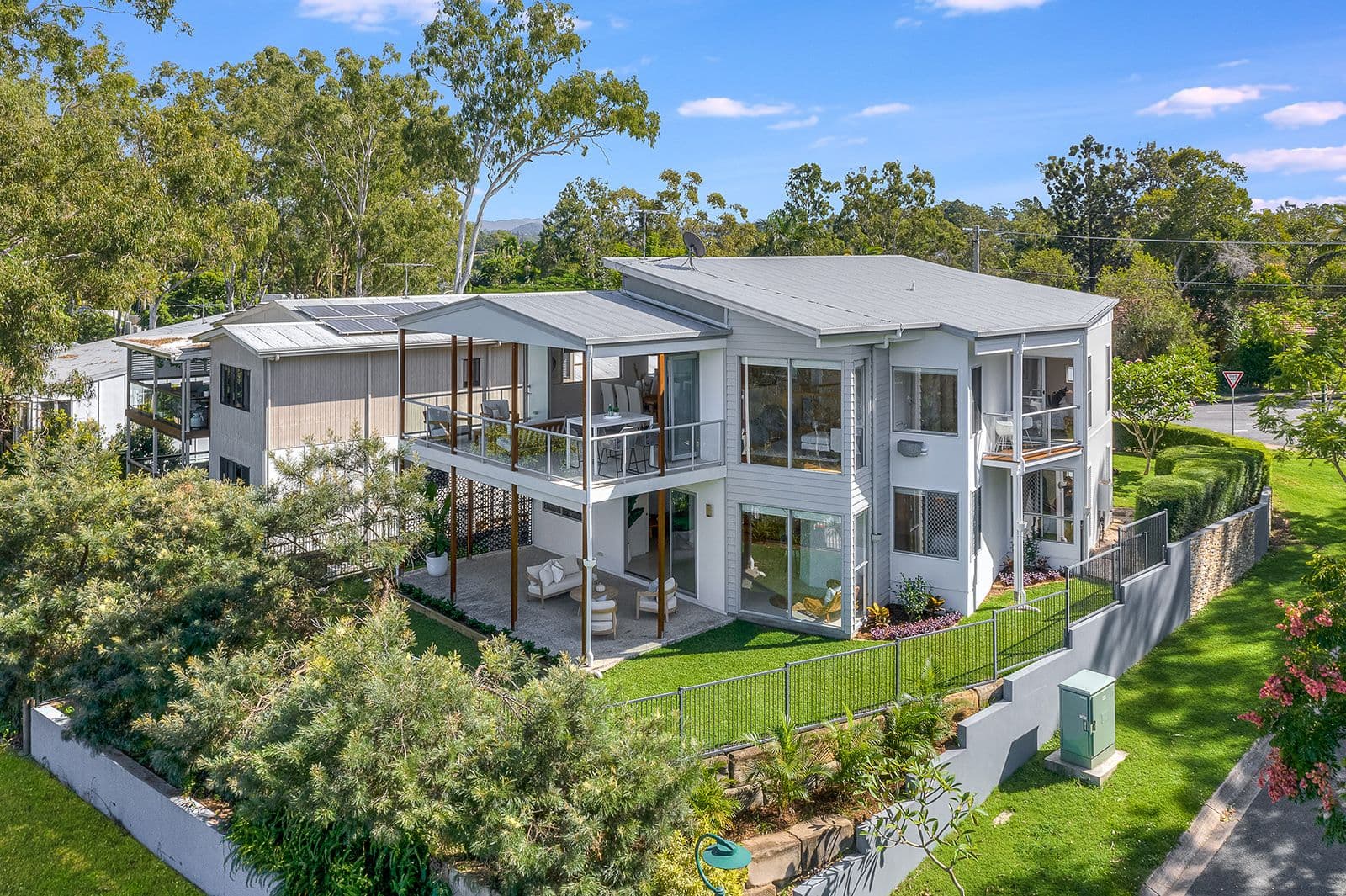 36 Sunset Road, Kenmore QLD 4069, Kenmore - Thumbnail 3